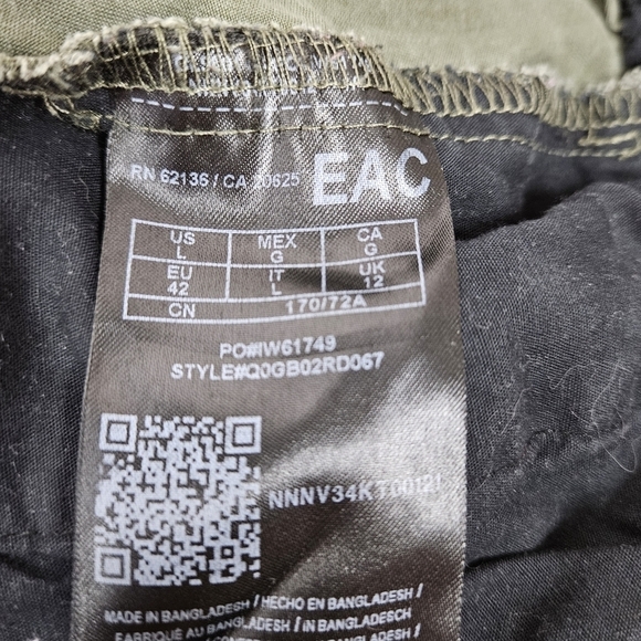 Guess Olive Green Lycocell Jogger Pants Size‎ Large Women's - Picture 8 of 10